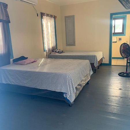 Paradise Divers Hotel Utila Zewnętrze zdjęcie
