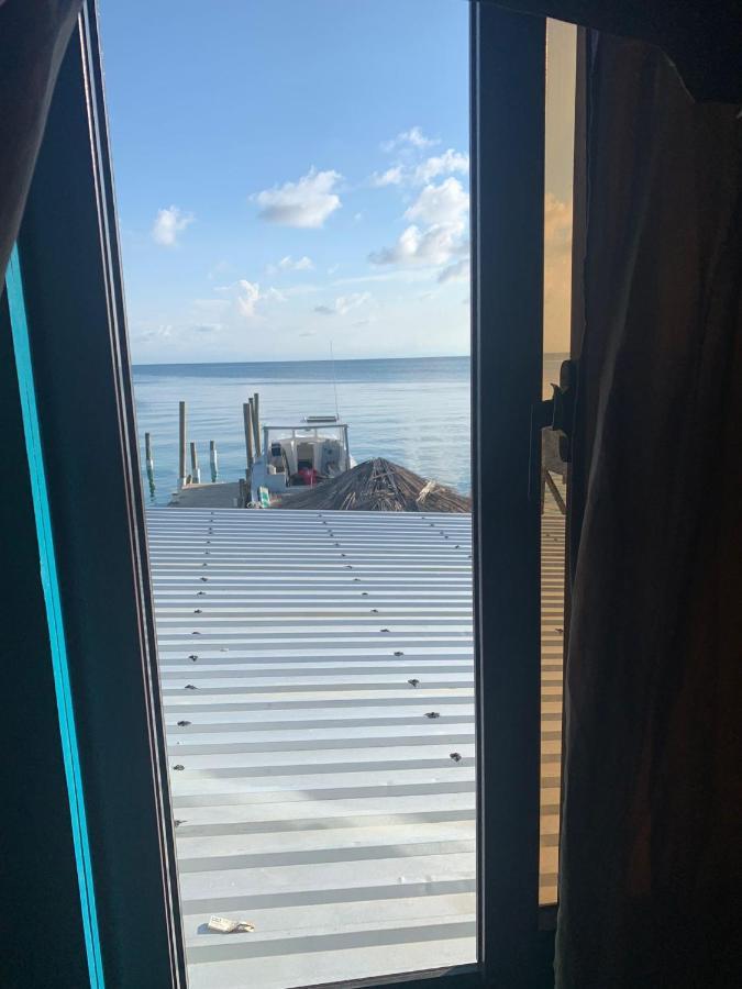 Paradise Divers Hotel Utila Zewnętrze zdjęcie